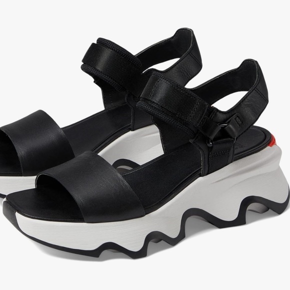 Sorel | Kinetic™ Impact Y-Strap High Sandal | Size 8 Black - Picture 1 of 6